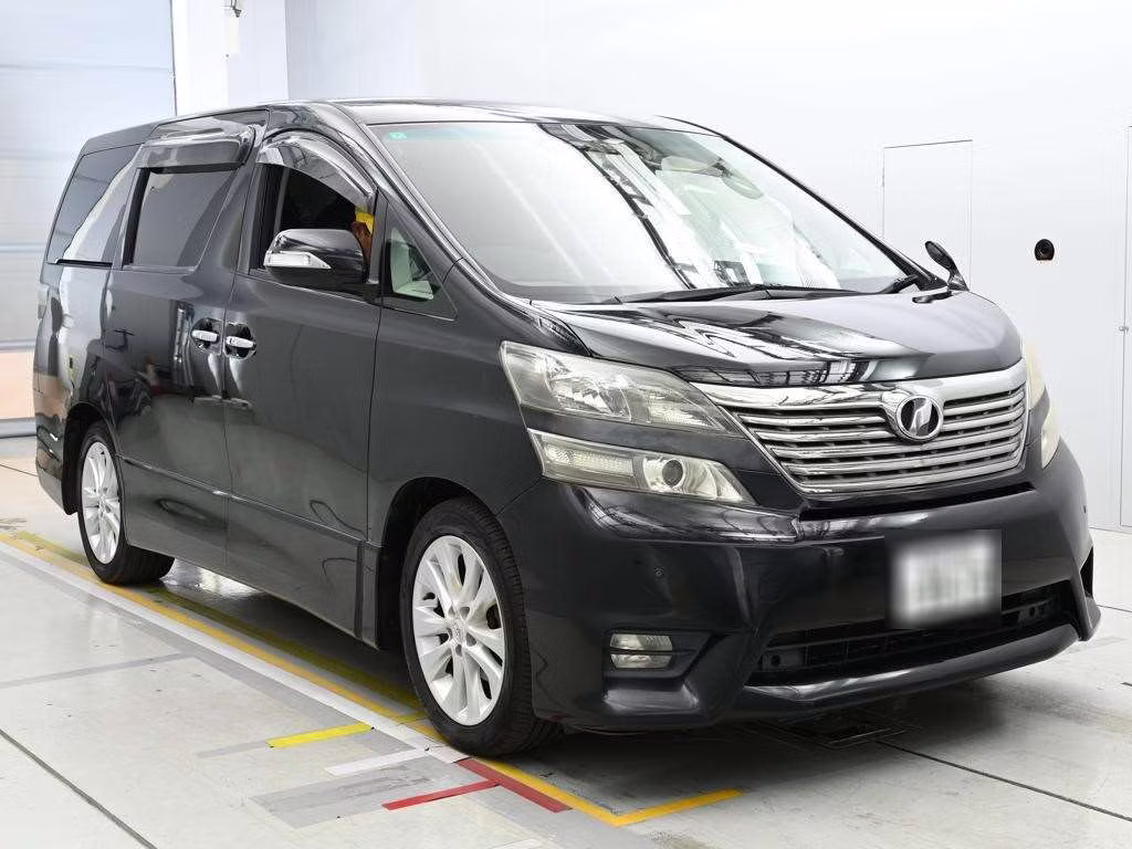 TOYOTA VELLFIRE