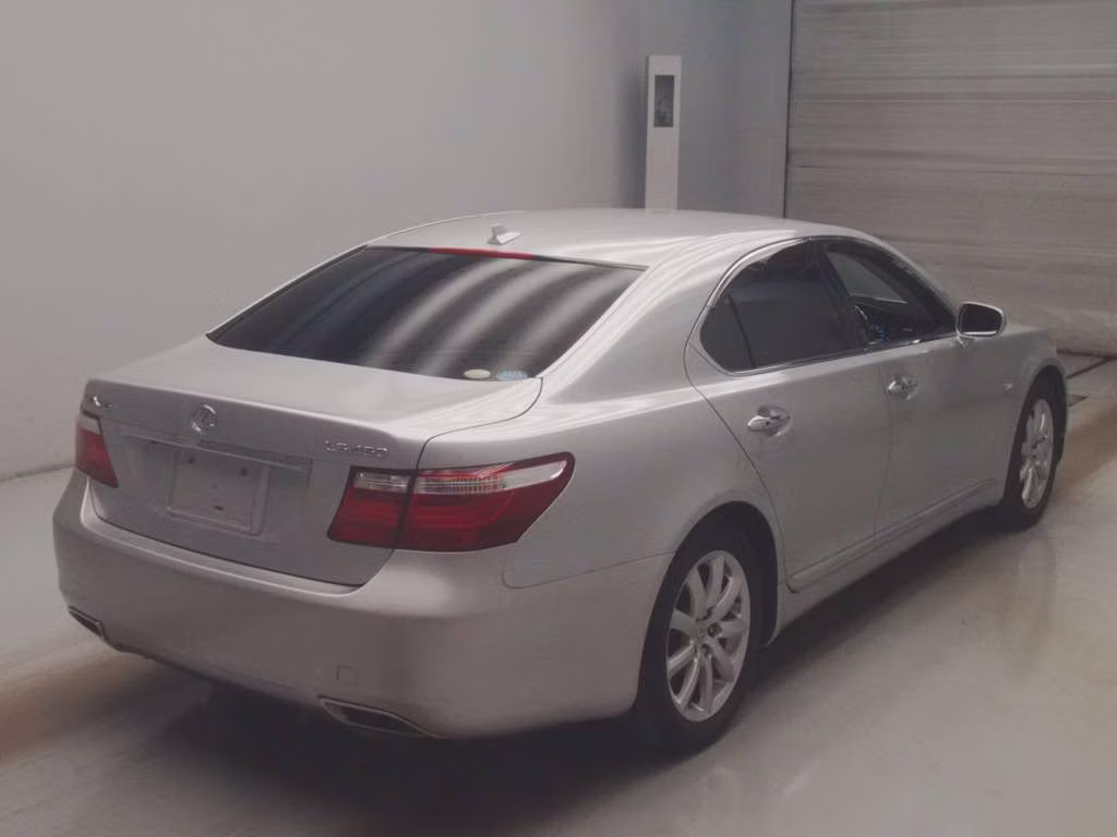 LEXUS LS460