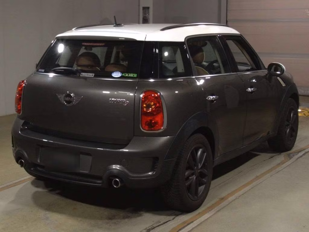 MINI CROSSOVER