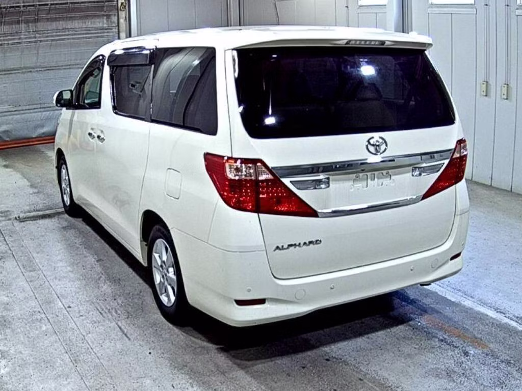 TOYOTA ALPHARD