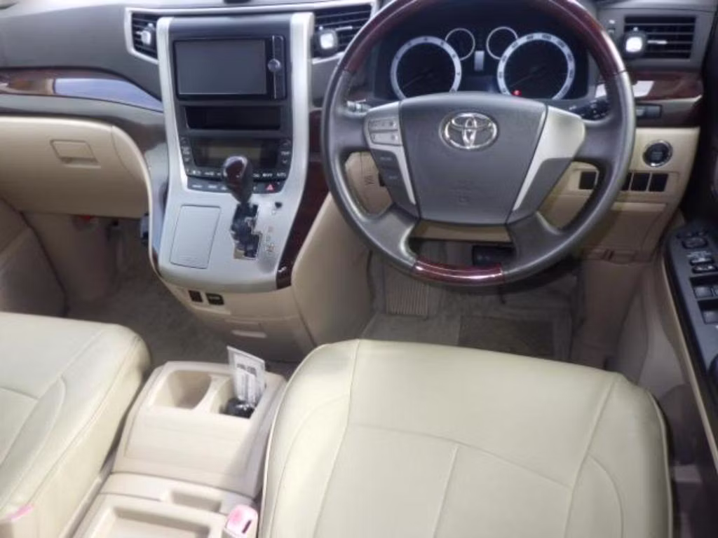 TOYOTA ALPHARD