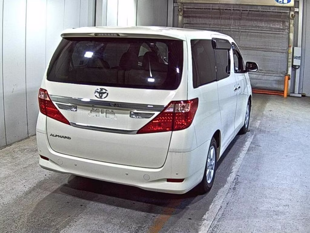 TOYOTA ALPHARD