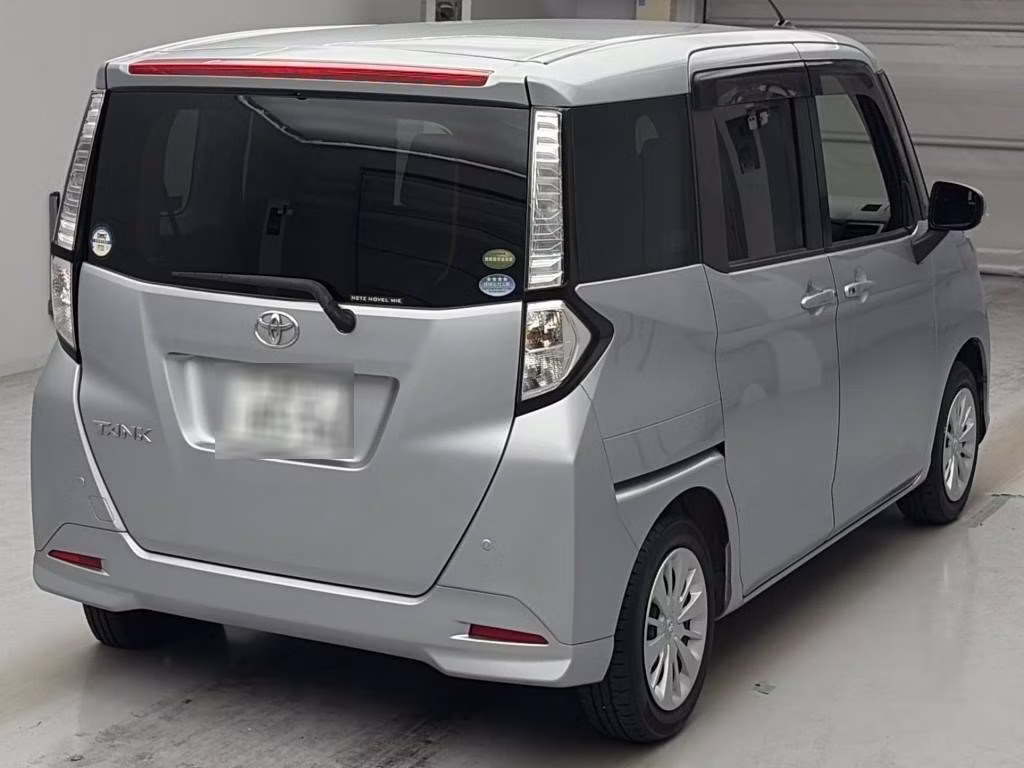 TOYOTA TANK