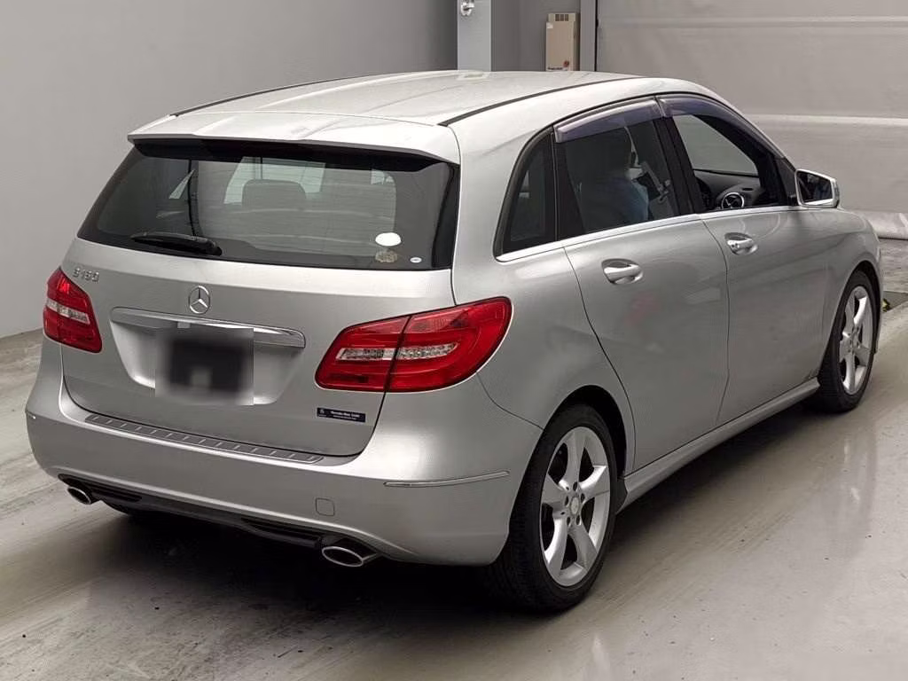 MERCEDES-BENZ B-CLASS