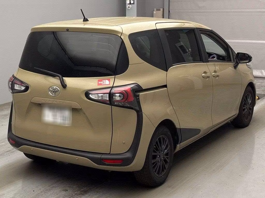 TOYOTA SIENTA