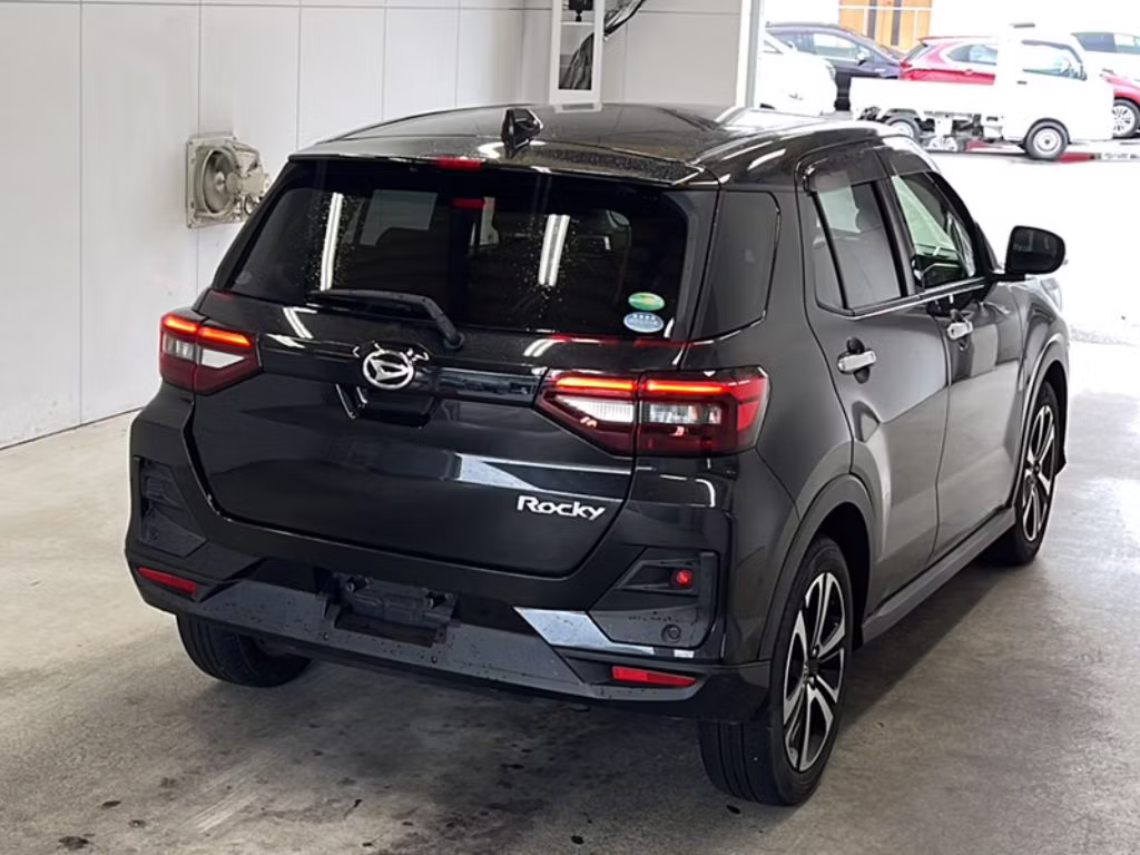 DAIHATSU ROCKY