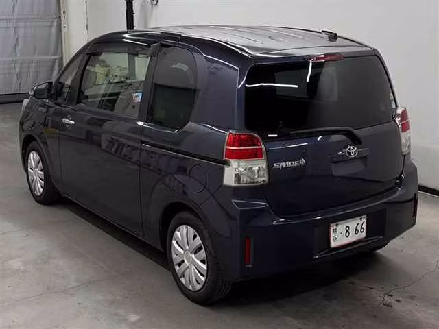 TOYOTA SPADE