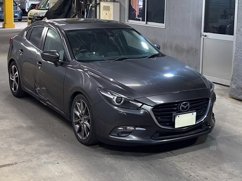 MAZDA AXELA