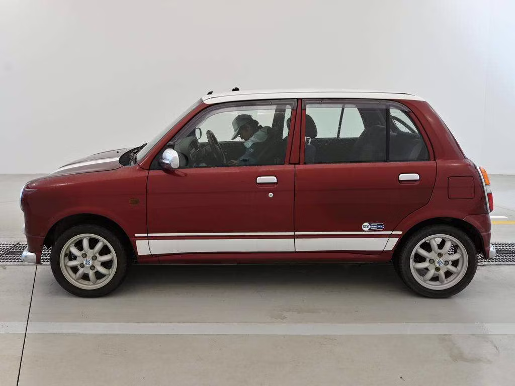 DAIHATSU MIRA GINO