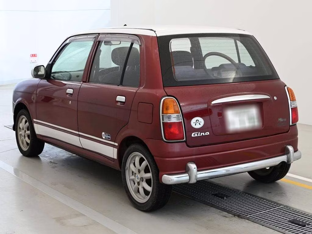DAIHATSU MIRA GINO