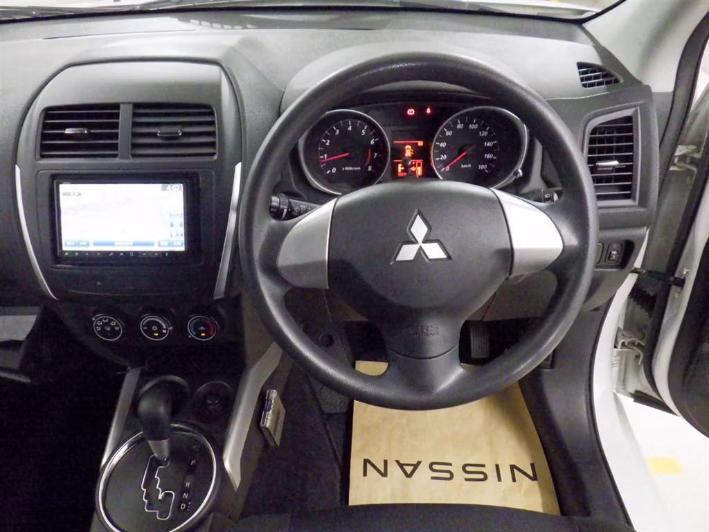 MITSUBISHI RVR