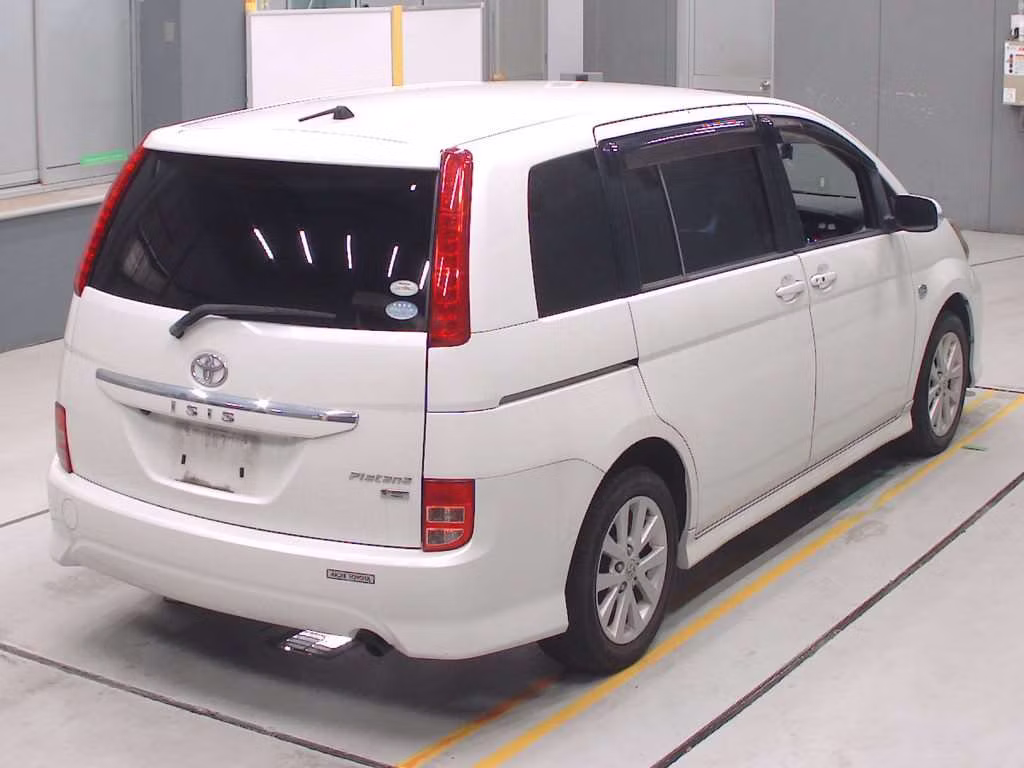 TOYOTA ISIS