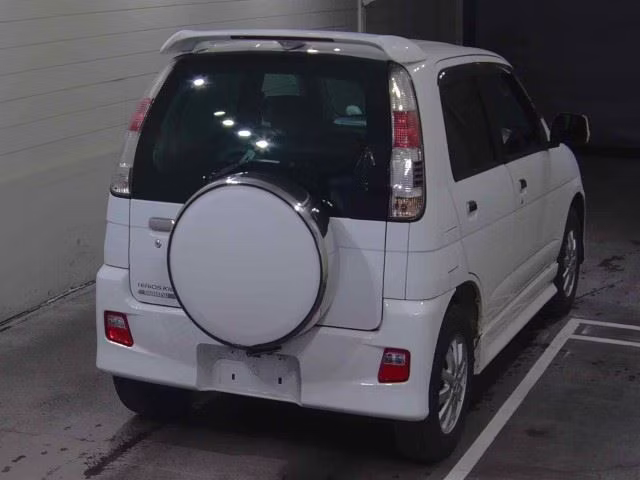 DAIHATSU TERIOS KID