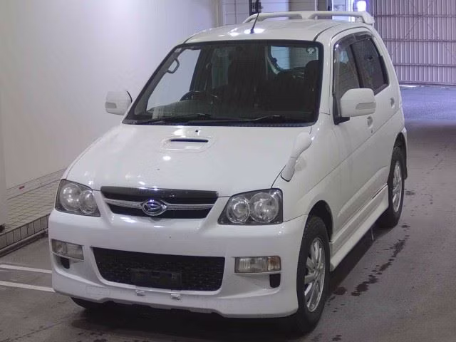 DAIHATSU TERIOS KID