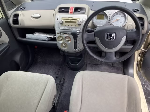 HONDA LIFE