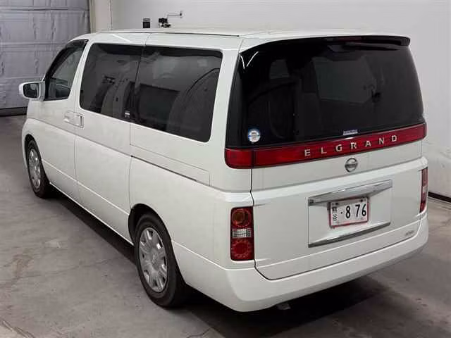 NISSAN ELGRAND
