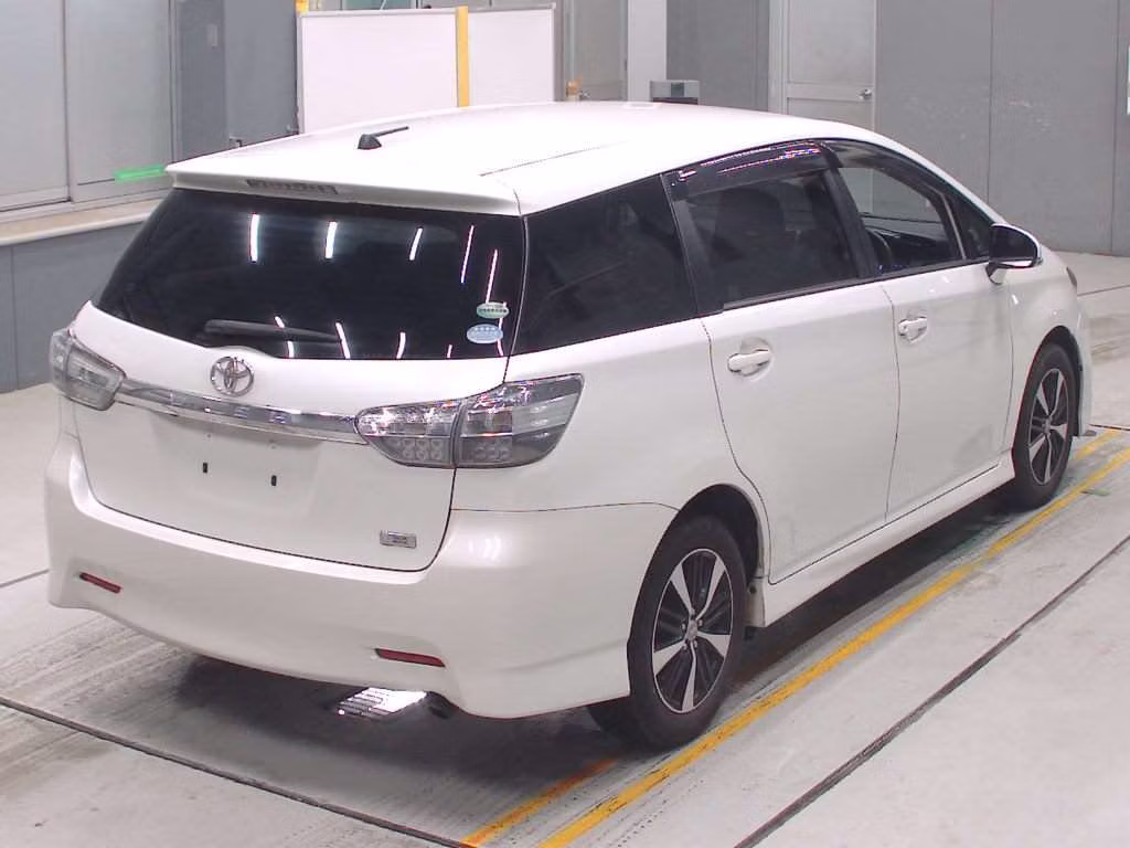 TOYOTA WISH
