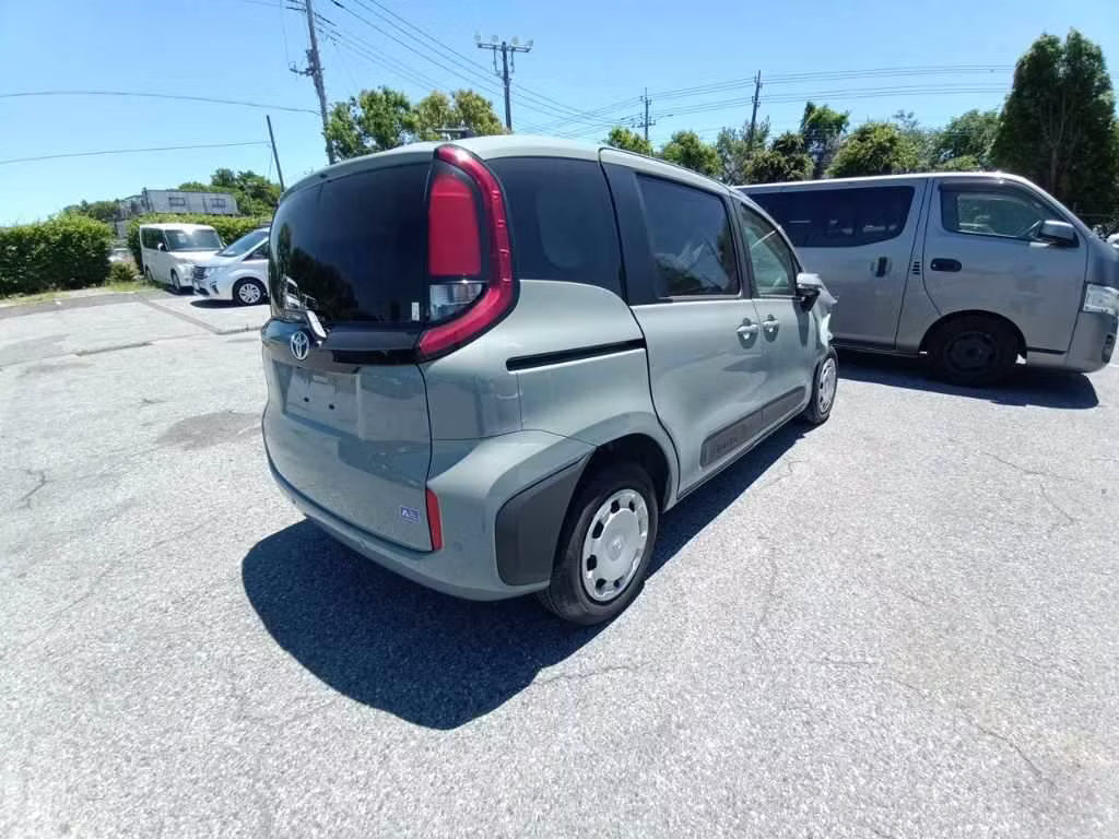 TOYOTA SIENTA
