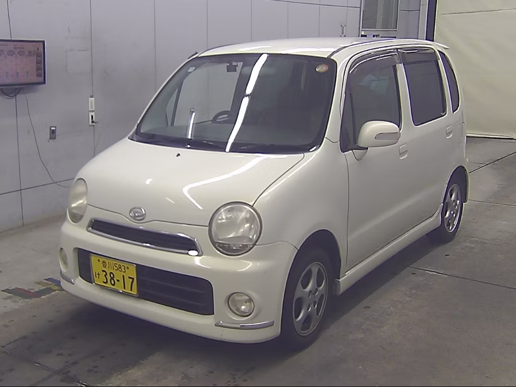 DAIHATSU MOVE LATTE