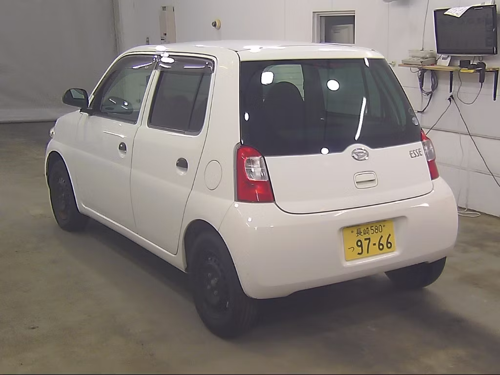 DAIHATSU ESSE