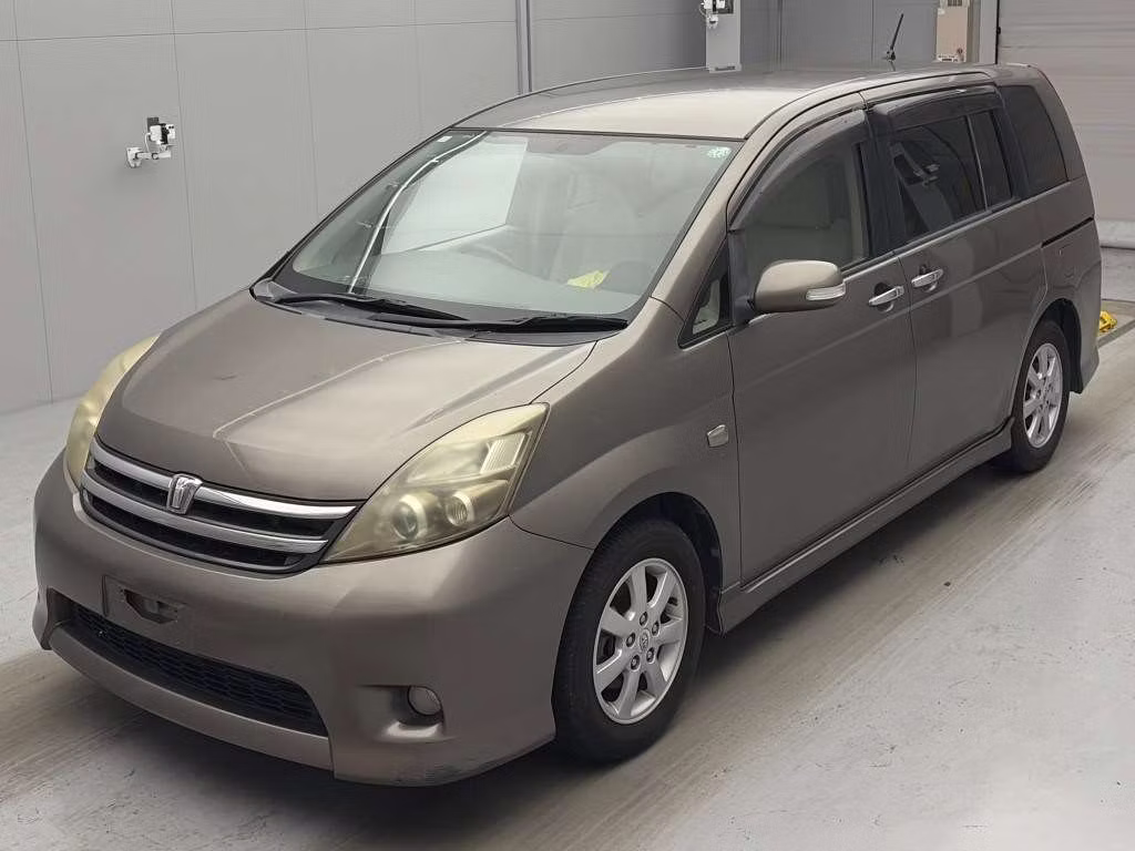 TOYOTA ISIS