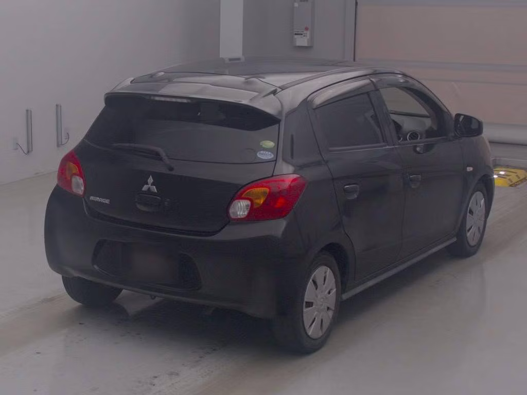 MITSUBISHI MIRAGE