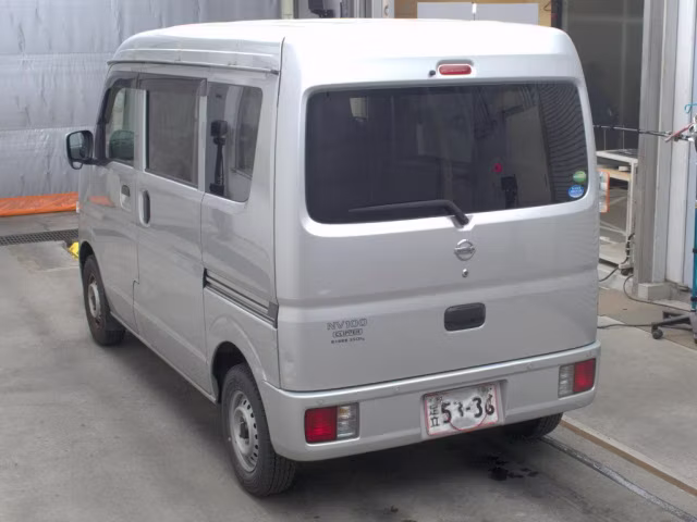 NISSAN NV100 CLIPPER