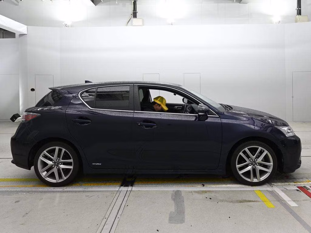 LEXUS CT200H