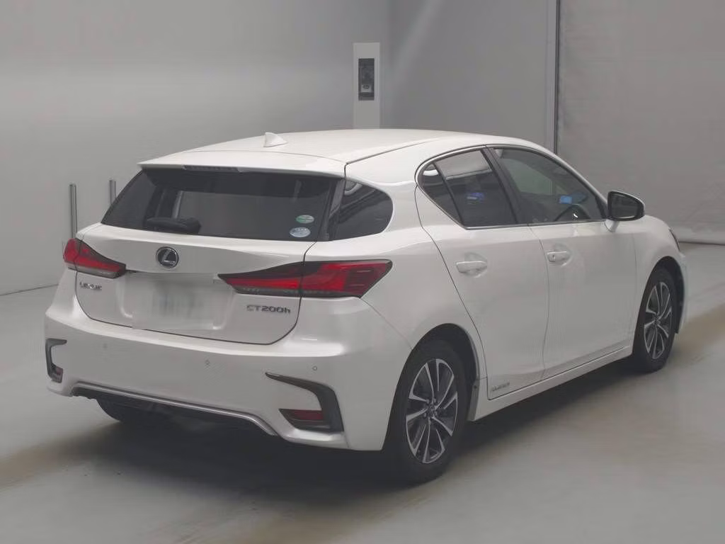 LEXUS CT200H