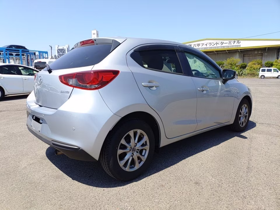 MAZDA MAZDA2