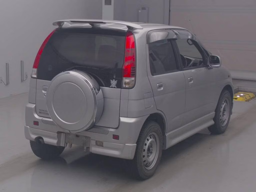 DAIHATSU TERIOS KID