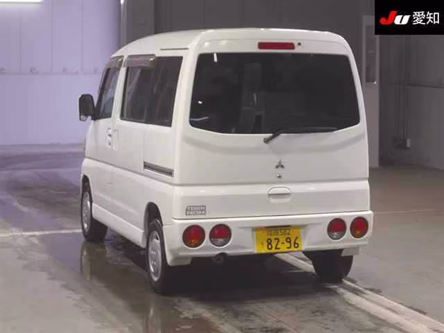 MITSUBISHI TOWN BOX