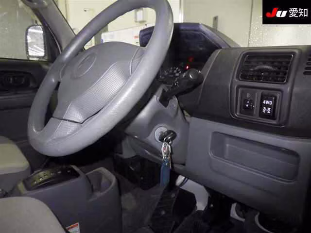 MITSUBISHI TOWN BOX
