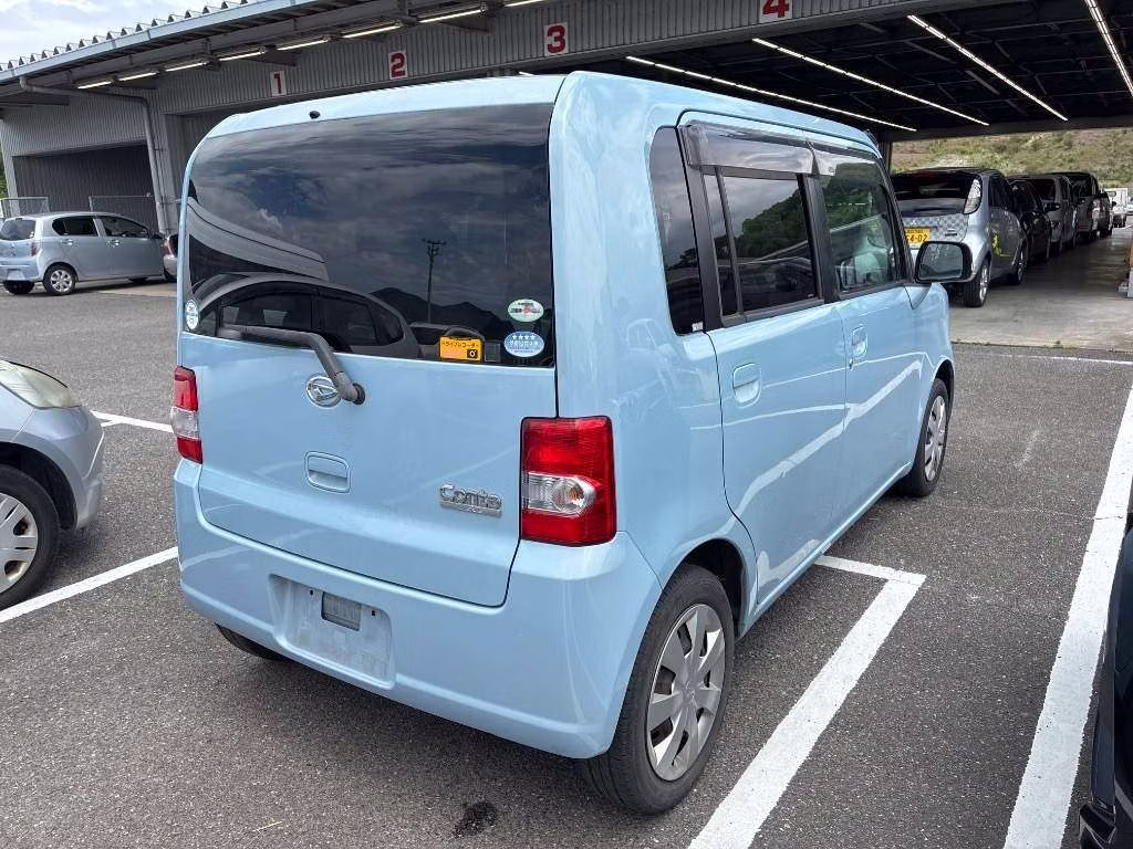 DAIHATSU MOVE CONTE