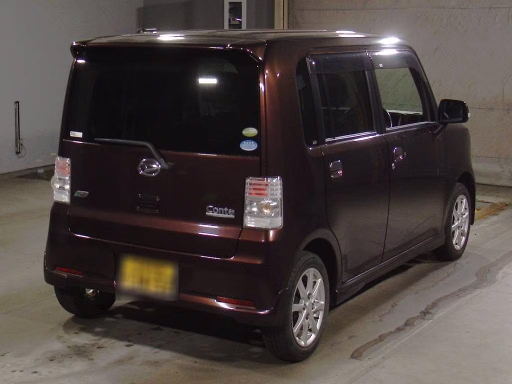 DAIHATSU MOVE CONTE