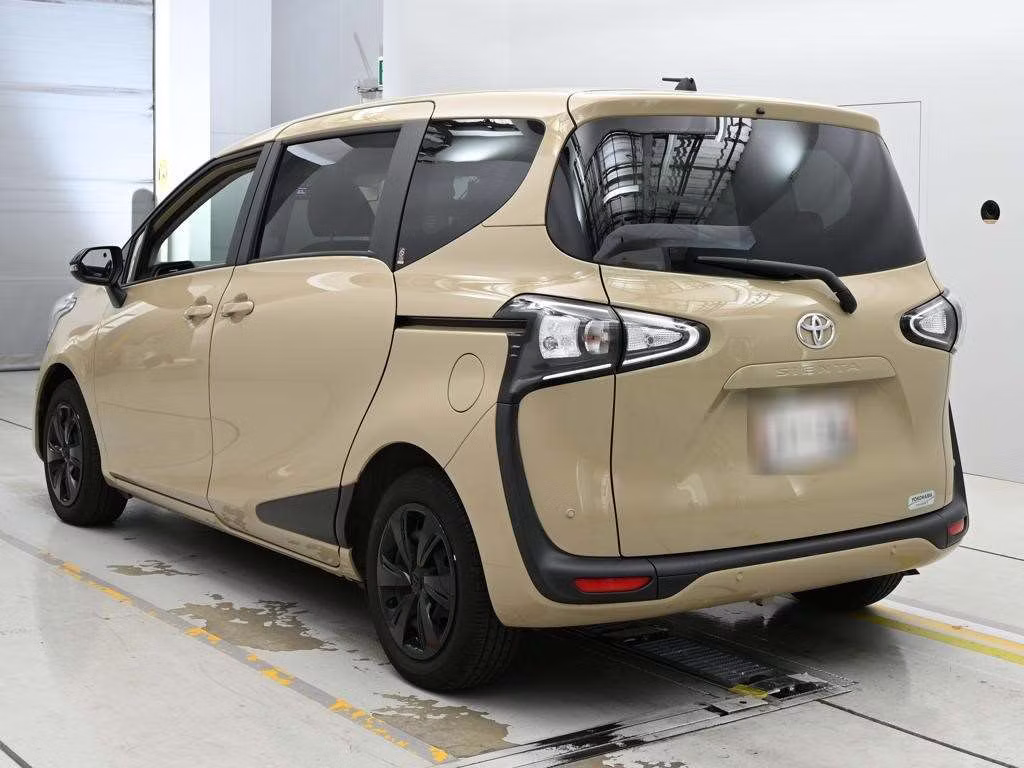 TOYOTA SIENTA