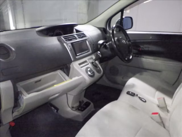 TOYOTA PASSO SETTE