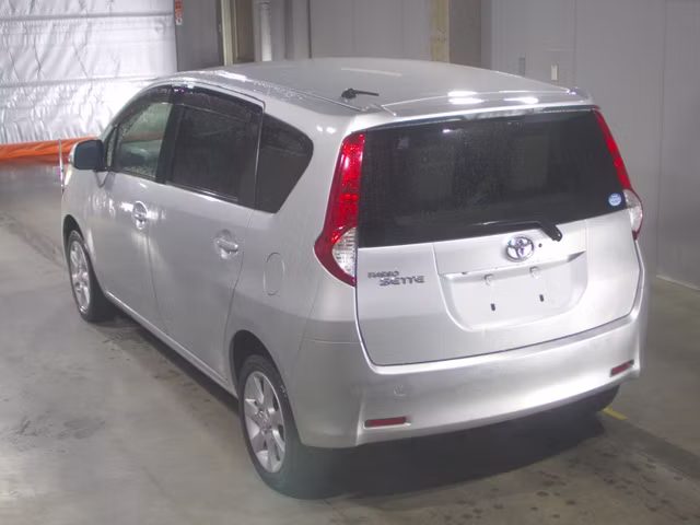 TOYOTA PASSO SETTE