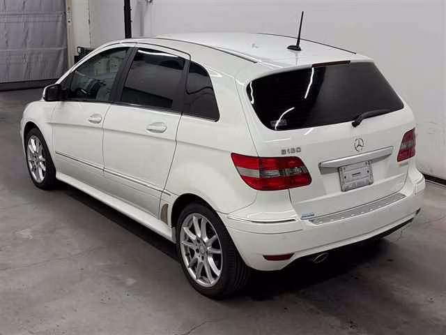 MERCEDES-BENZ B-CLASS
