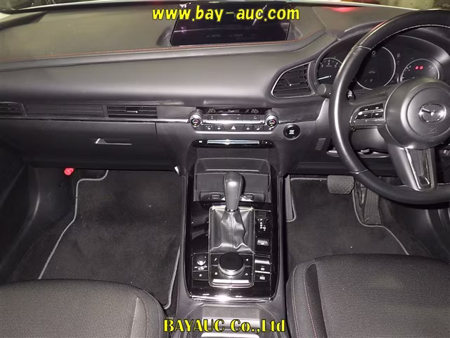 MAZDA CX-30