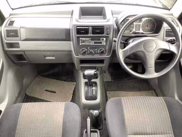 MITSUBISHI PAJERO MINI