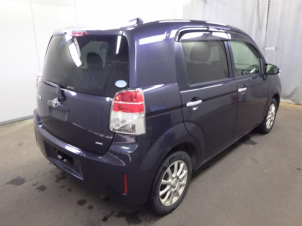 TOYOTA SPADE