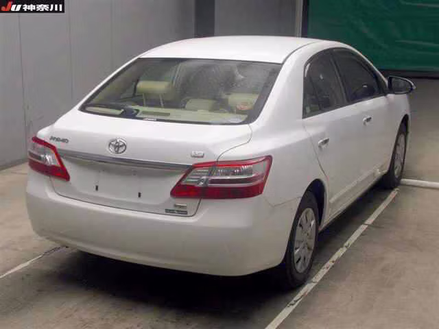 TOYOTA PREMIO