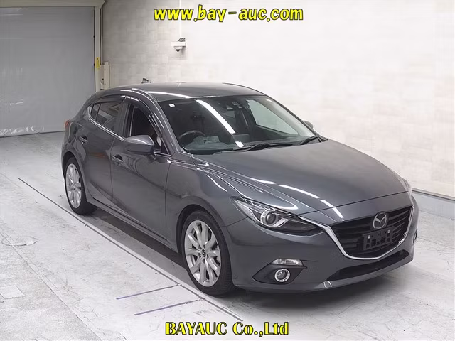 MAZDA AXELA