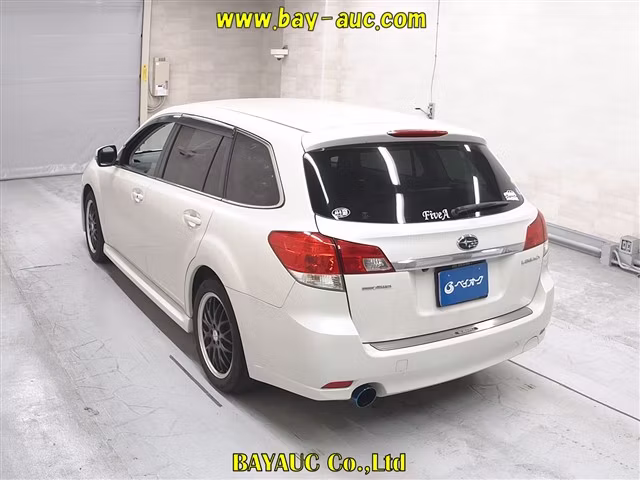 SUBARU LEGACY