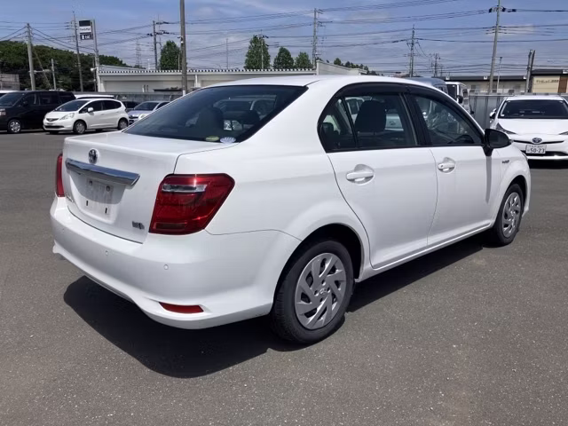 TOYOTA COROLLA AXIO