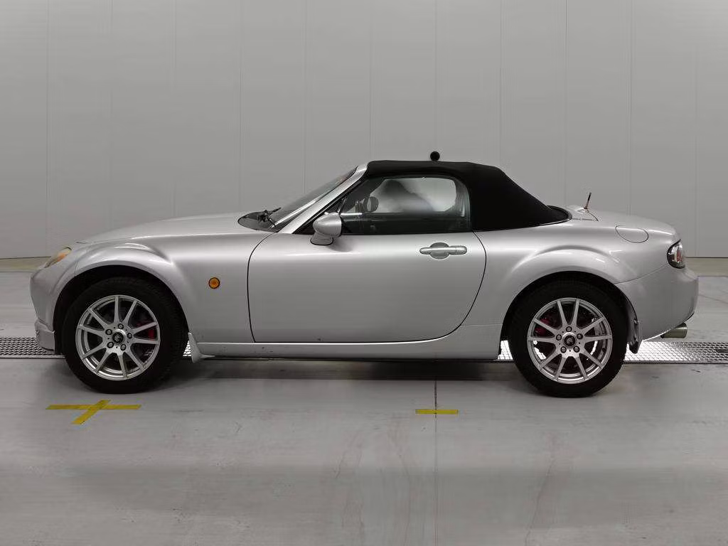 MAZDA ROADSTER