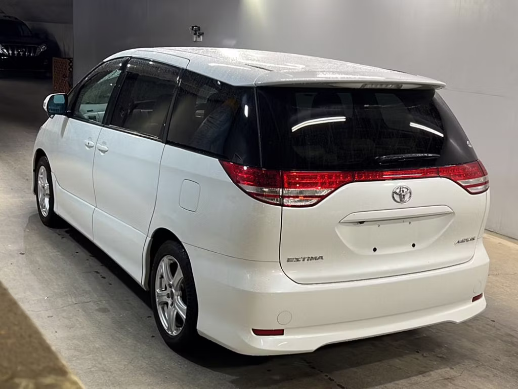 TOYOTA ESTIMA