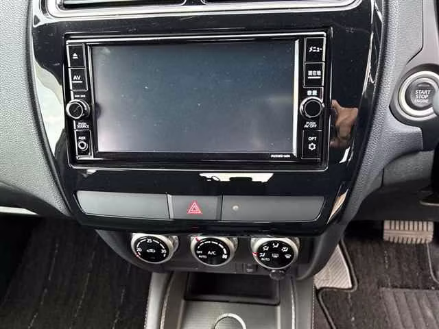 MITSUBISHI RVR