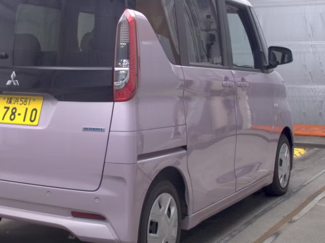MITSUBISHI EK SPACE